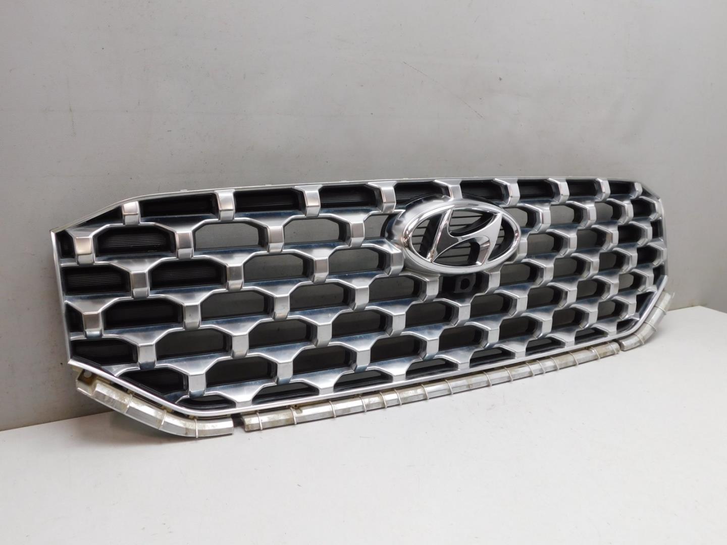 Решетка радиатора