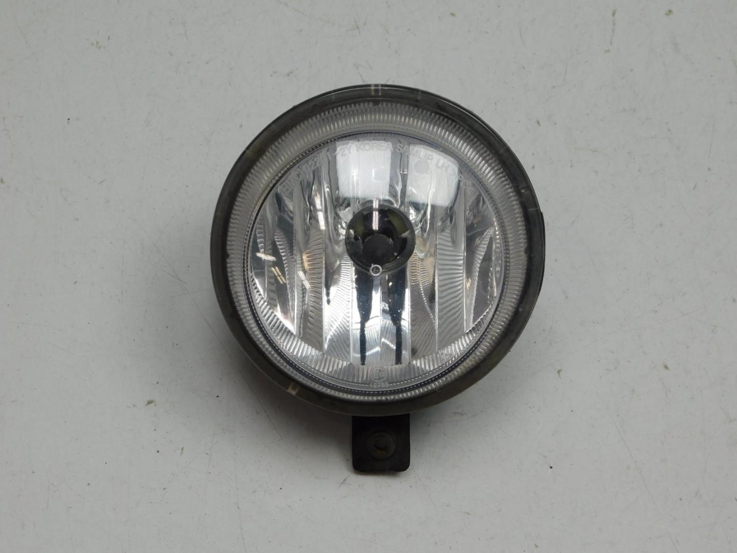 Фара противотуманная левая