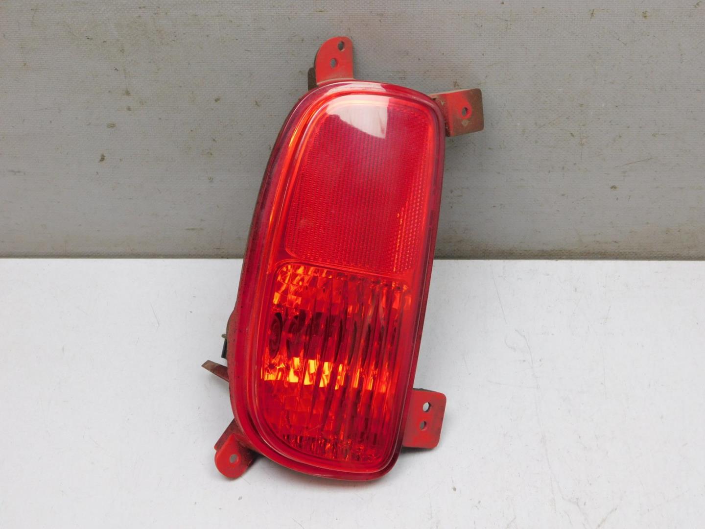 Фонарь задний в бампер левый