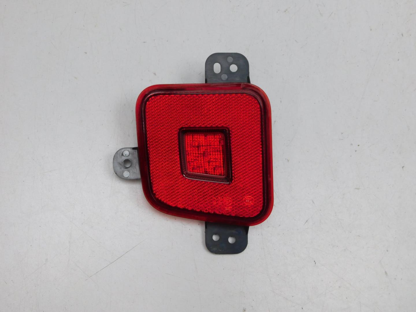 Фонарь задний противотуманный