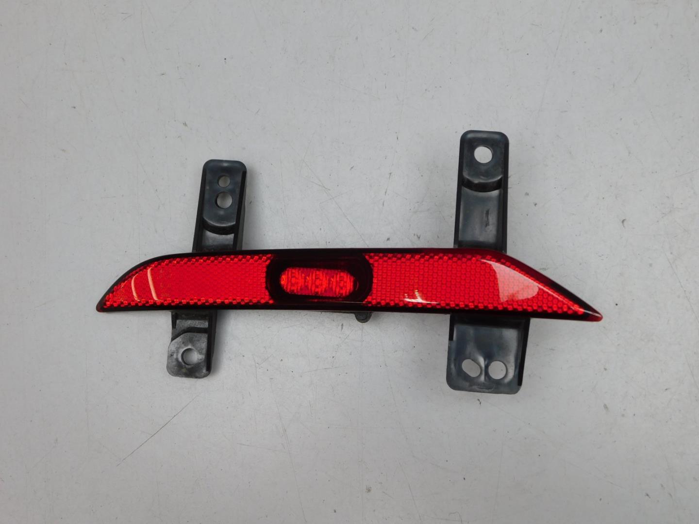 Фонарь задний в бампер левый для CS35 Plus 2018>