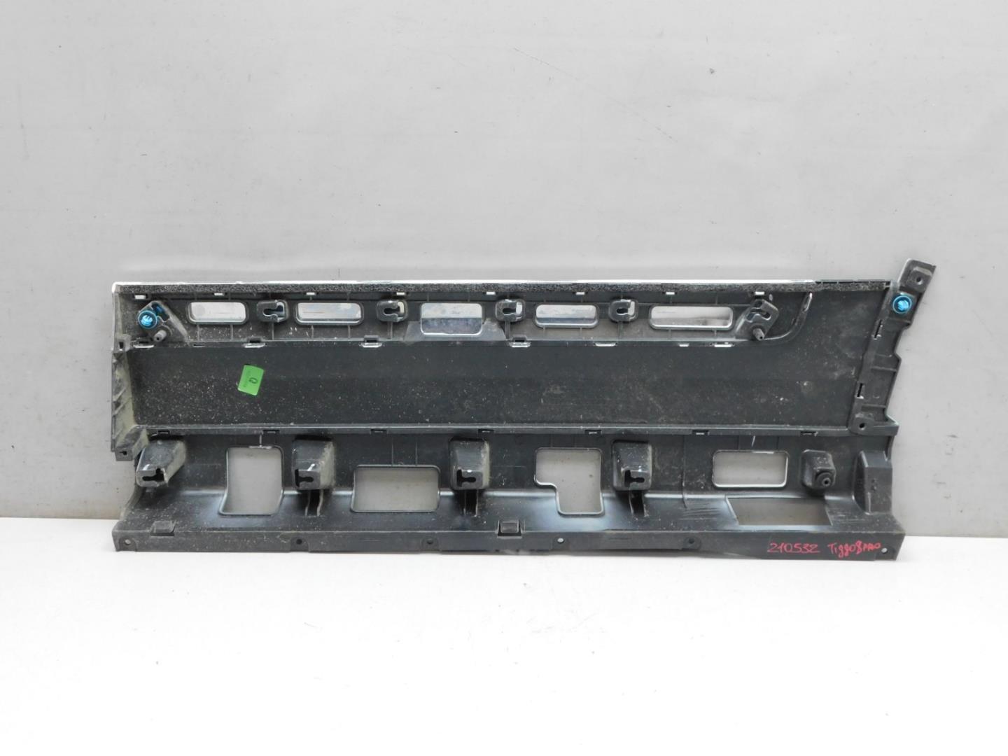 Накладка двери задней правой