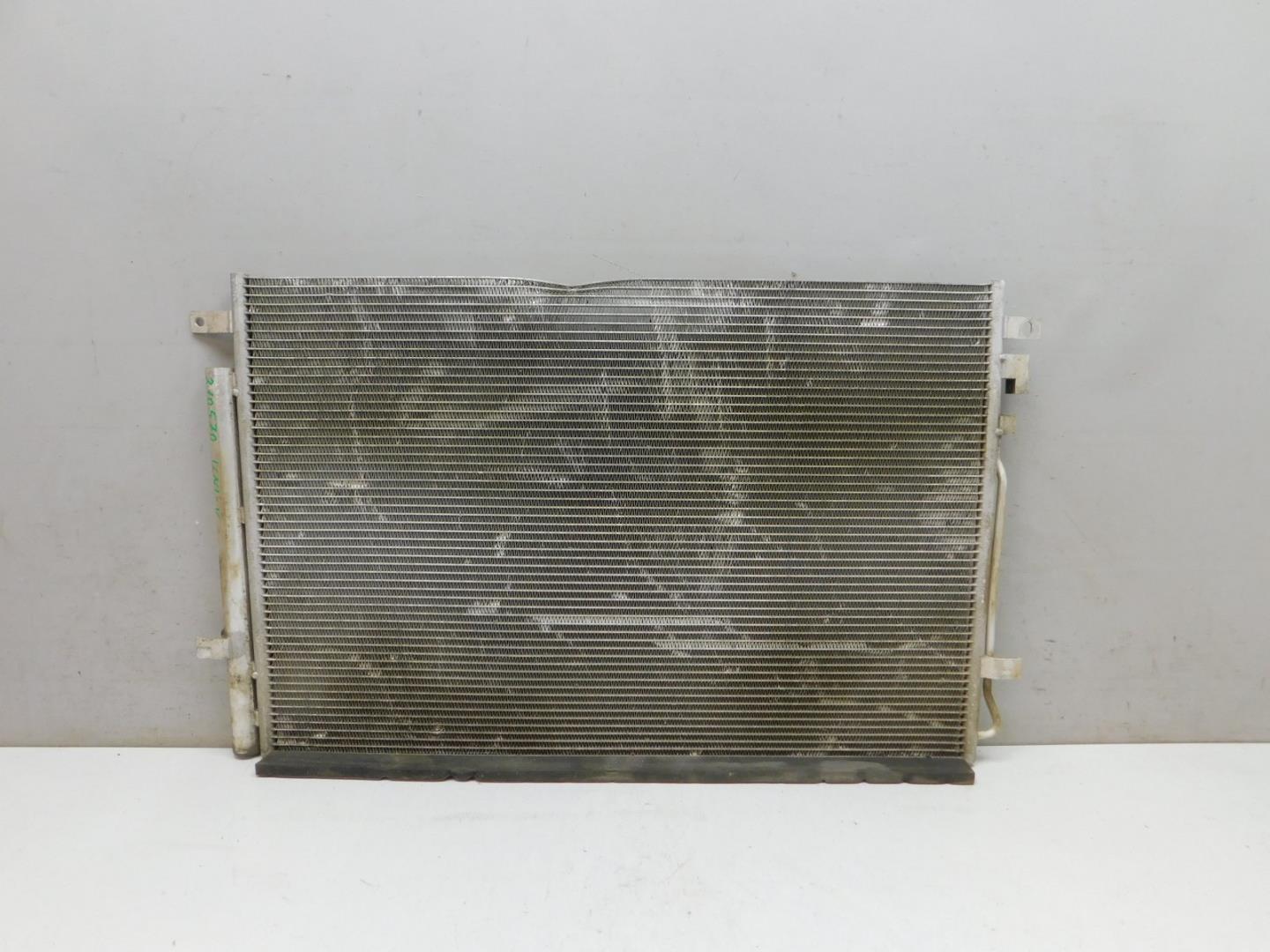 Радиатор кондиционера / конденсер
