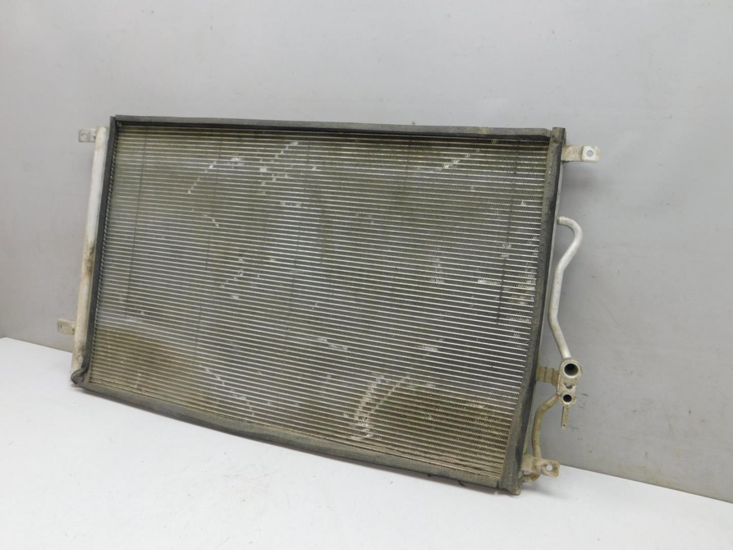 Радиатор кондиционера / конденсер