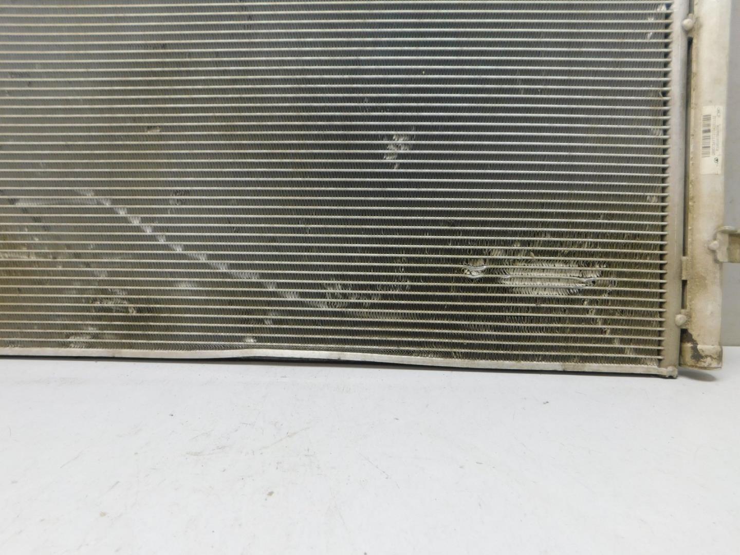 Радиатор кондиционера / конденсер