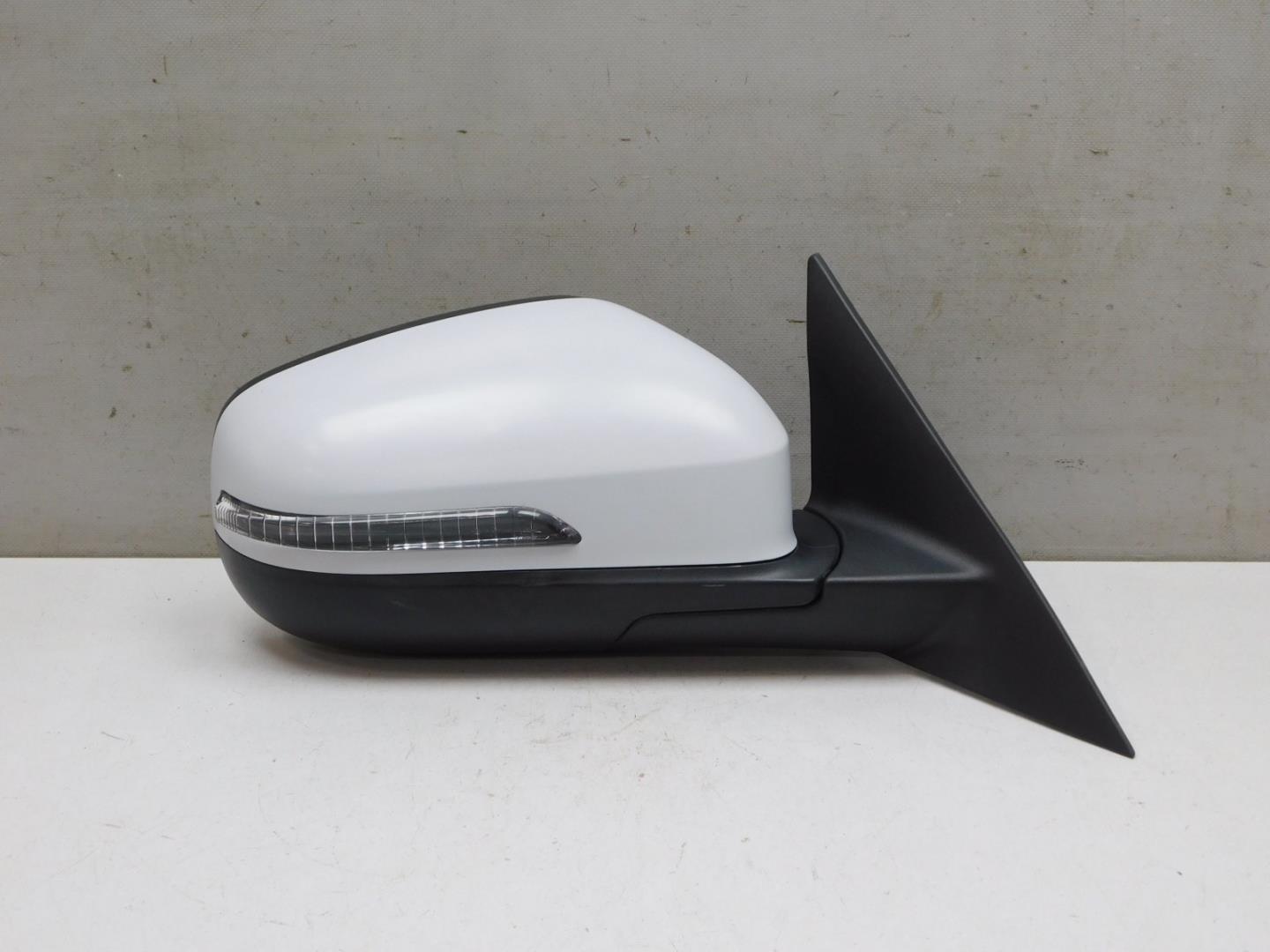 Зеркало правое электрическое