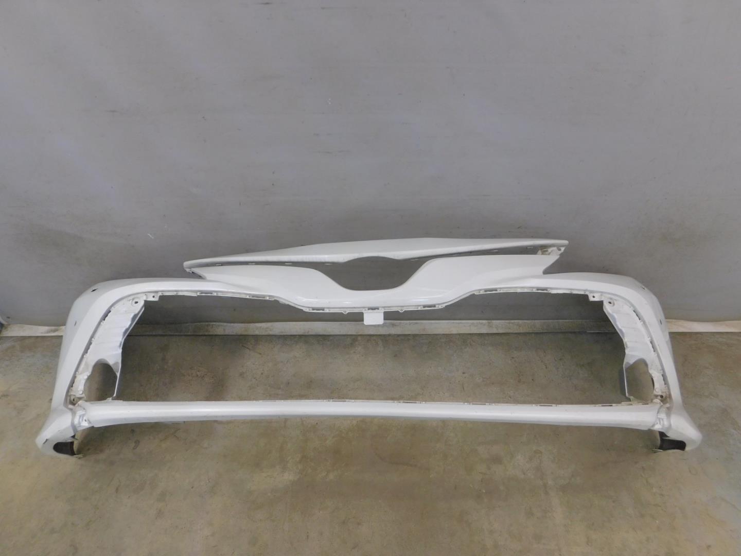 Бампер передний