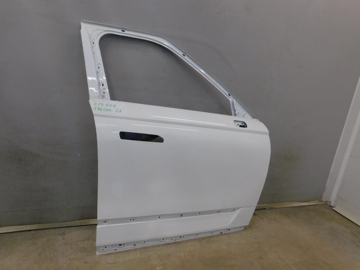 Дверь передняя правая