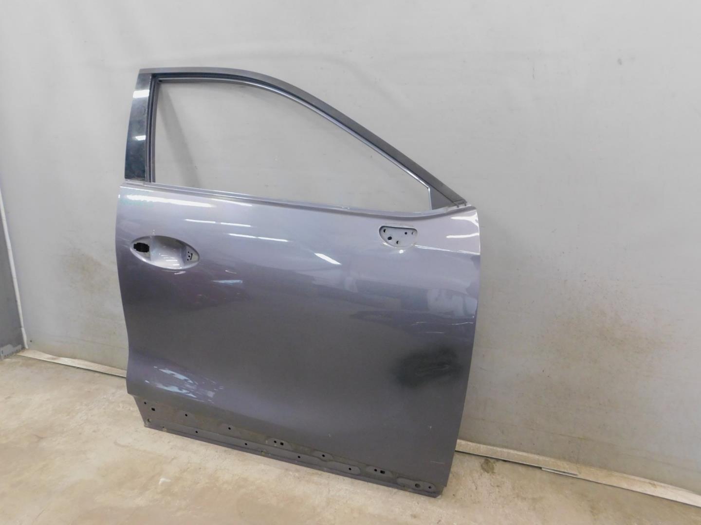 Дверь передняя правая