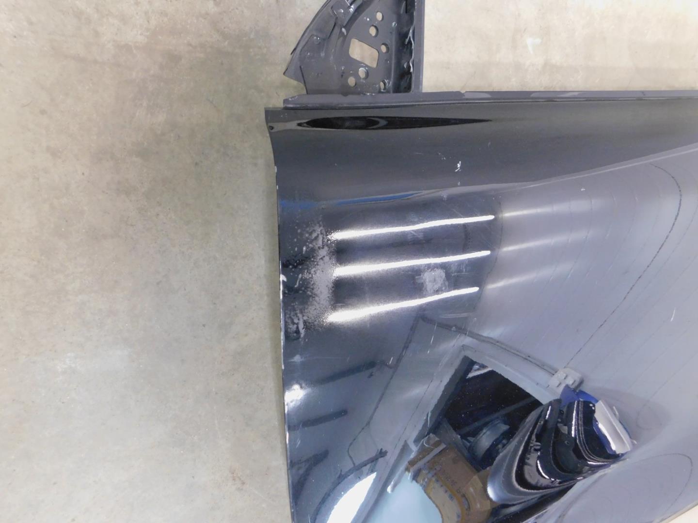 Дверь передняя левая