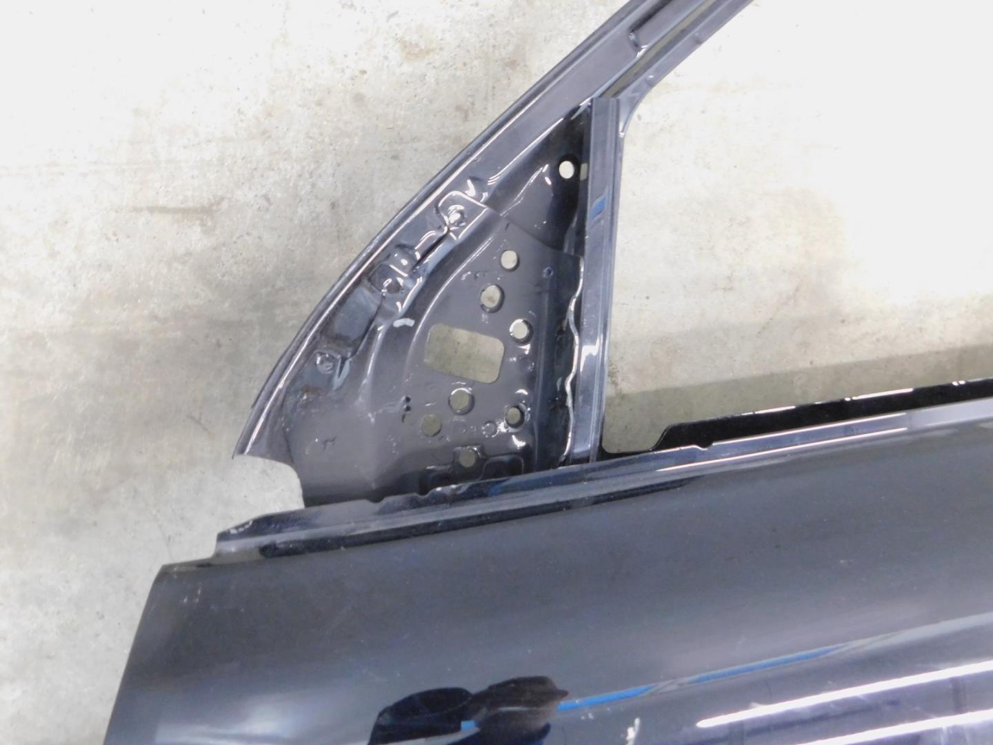 Дверь передняя левая