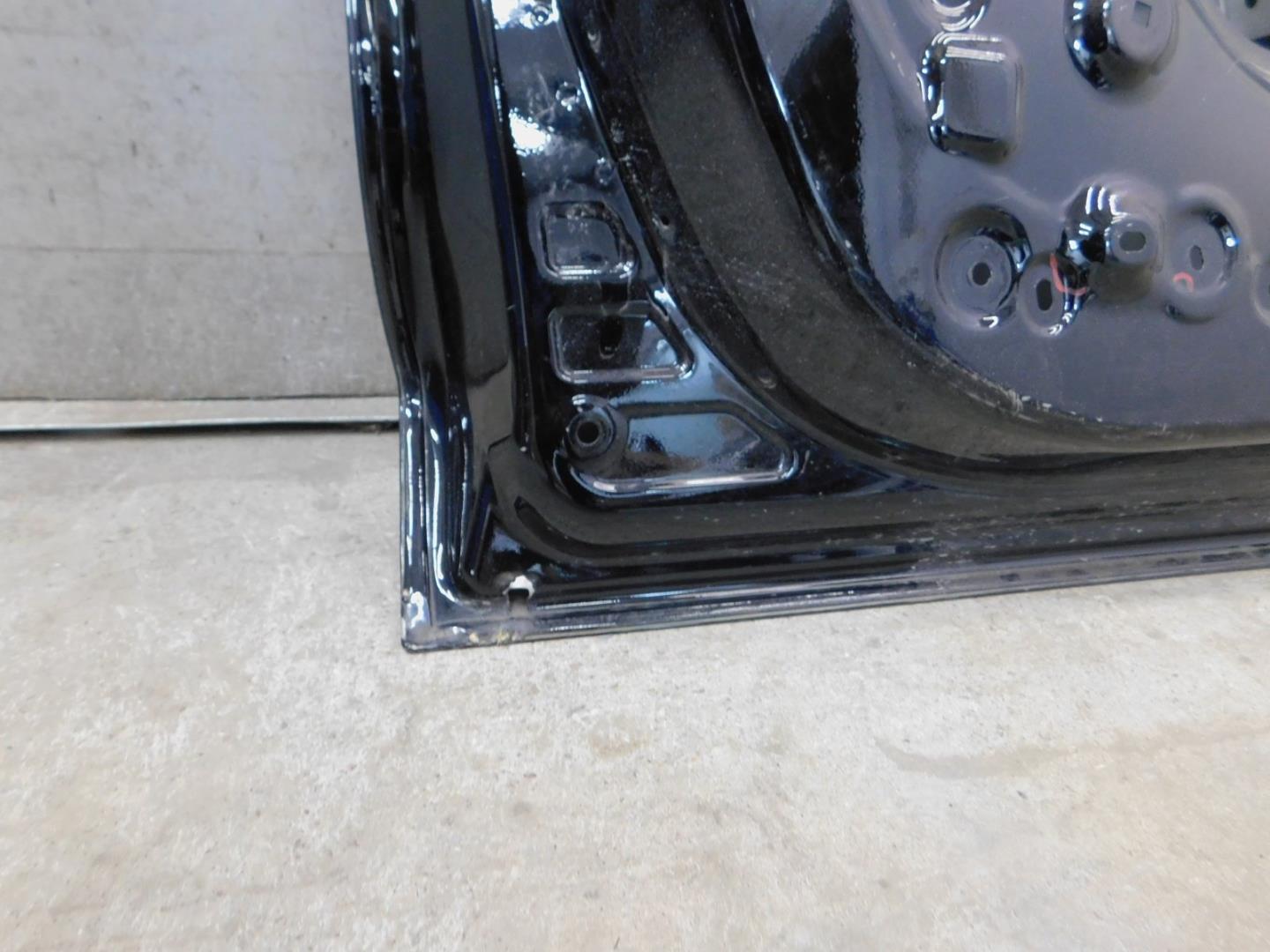 Дверь передняя левая