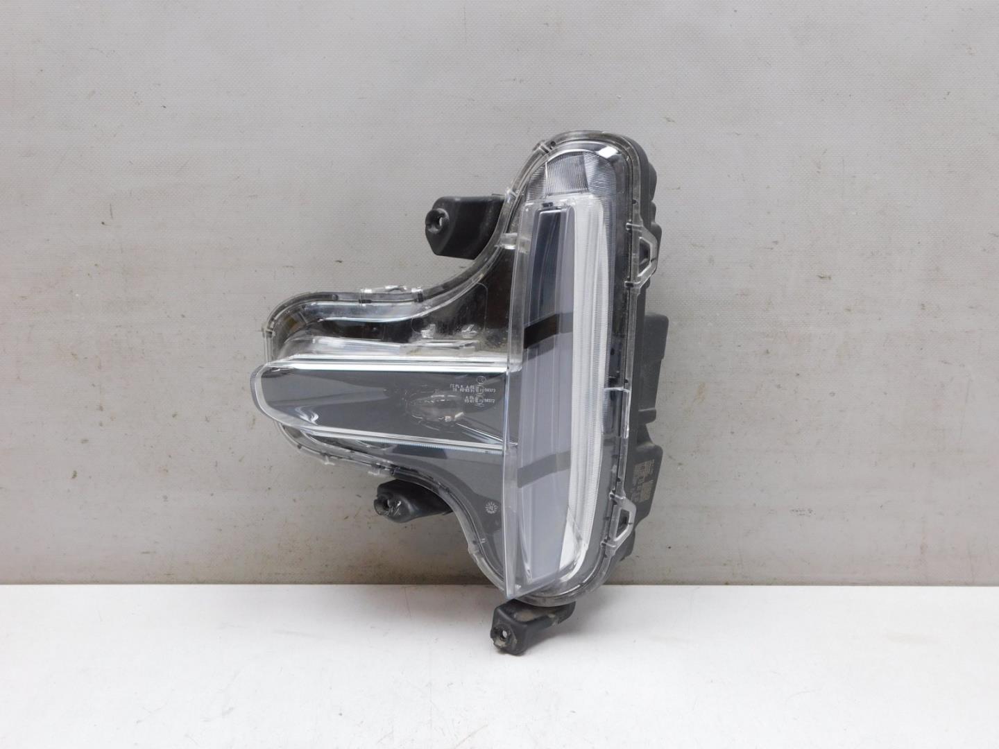 Габарит передний левый