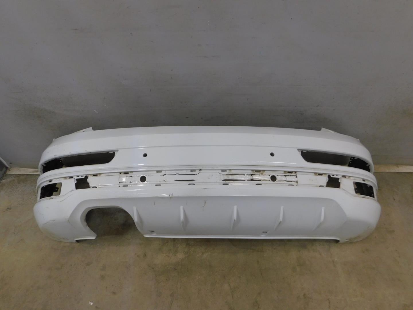 Бампер задний