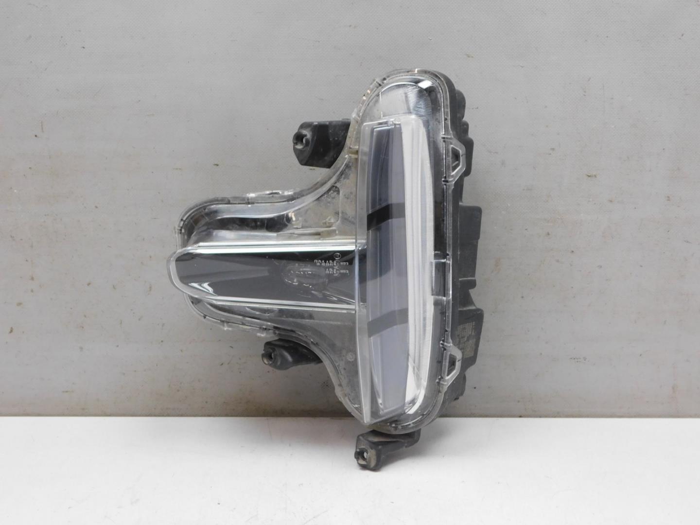 Габарит передний левый