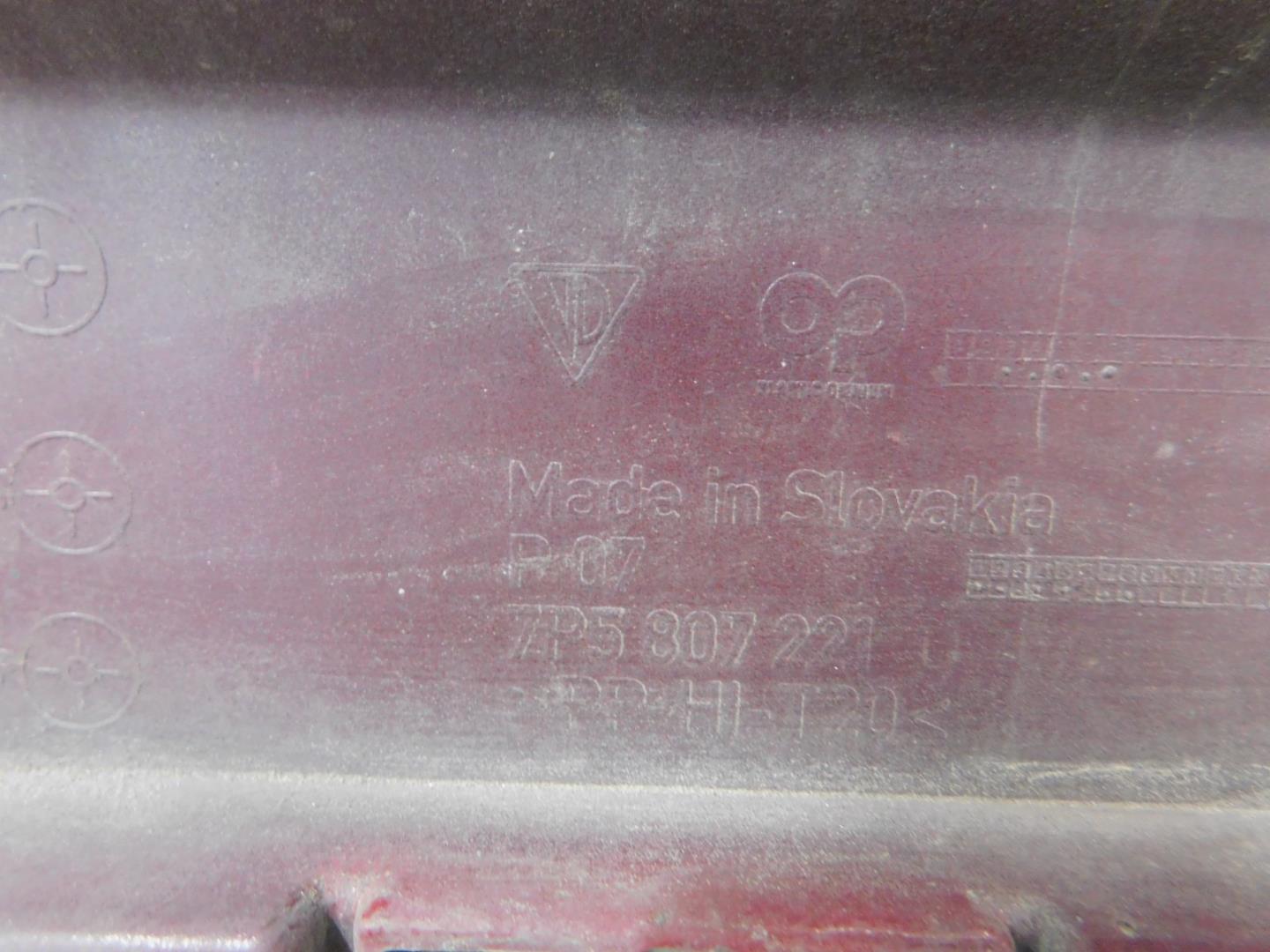 Бампер передний