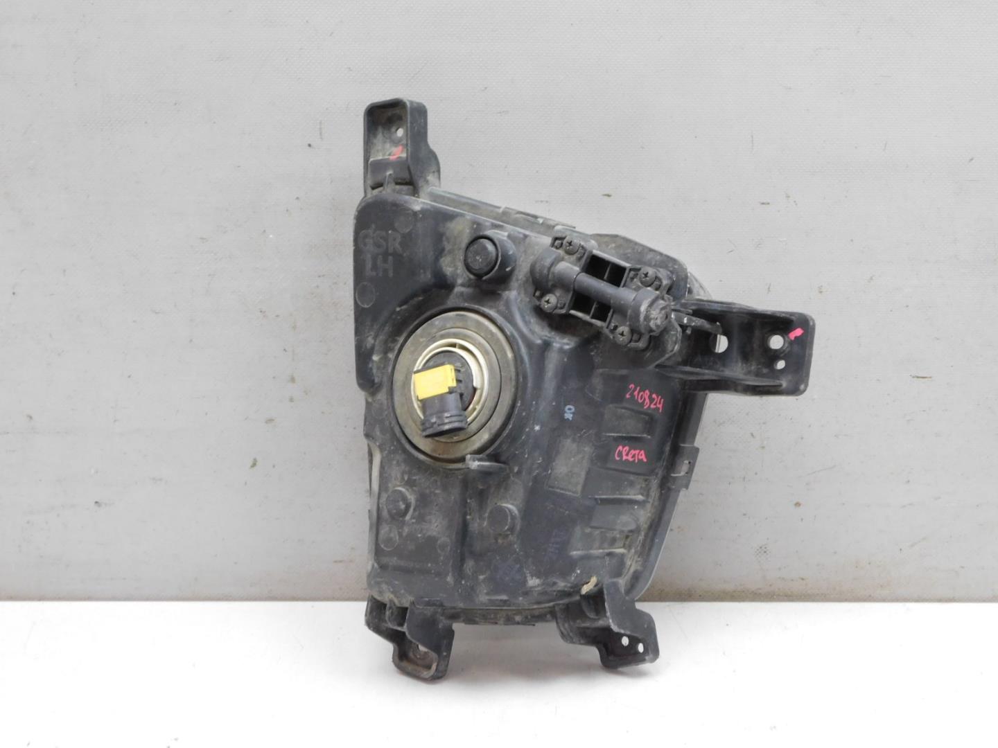 Фара противотуманная левая