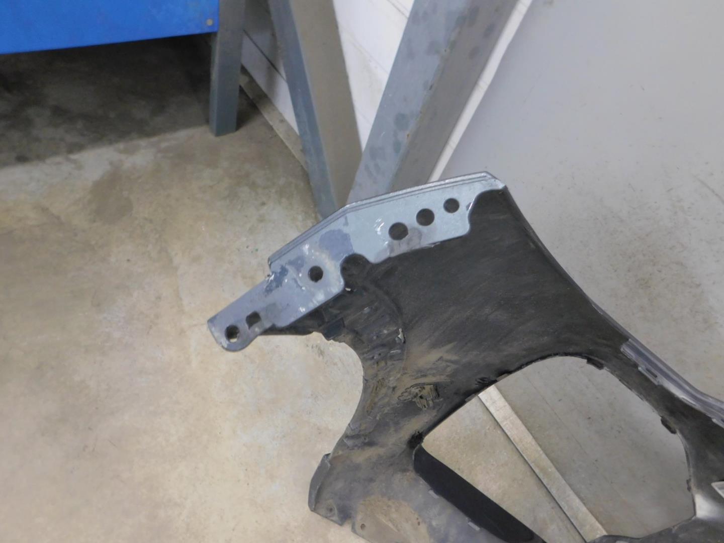 Бампер передний