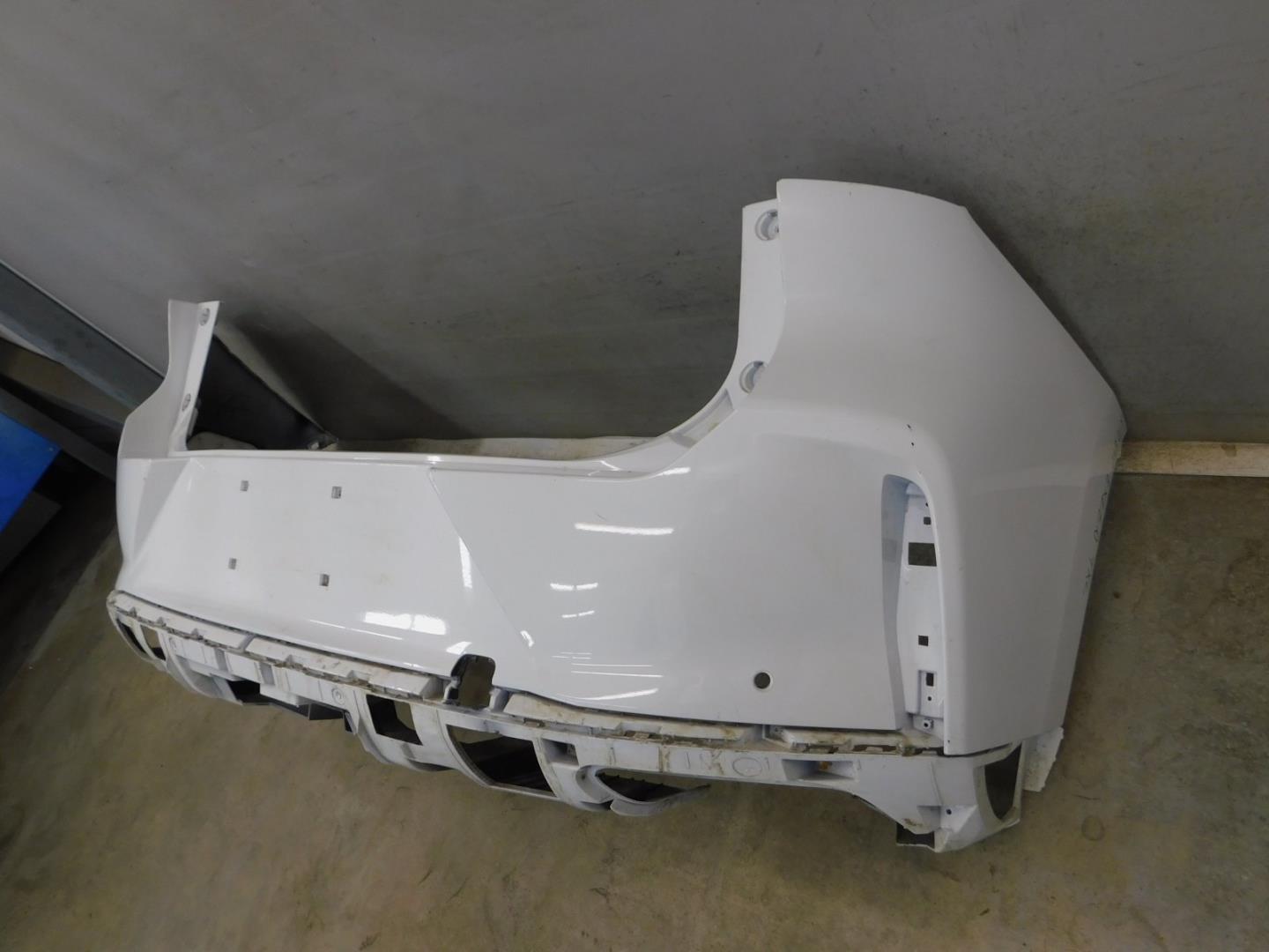 Бампер задний