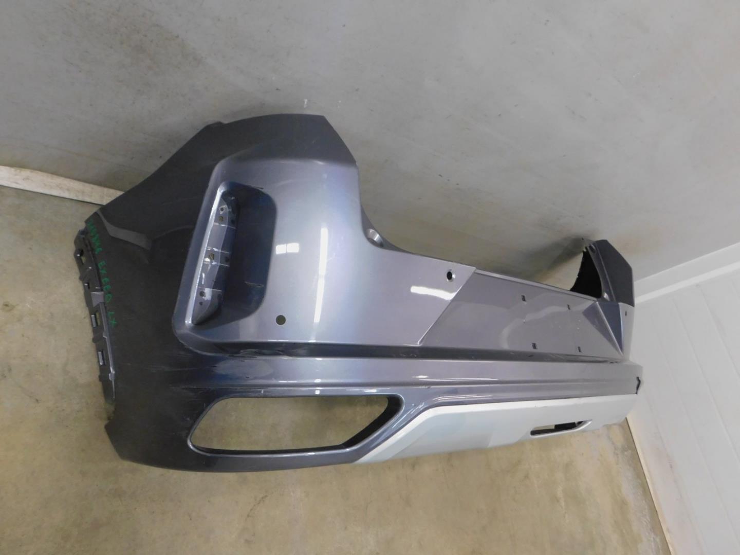 Бампер задний