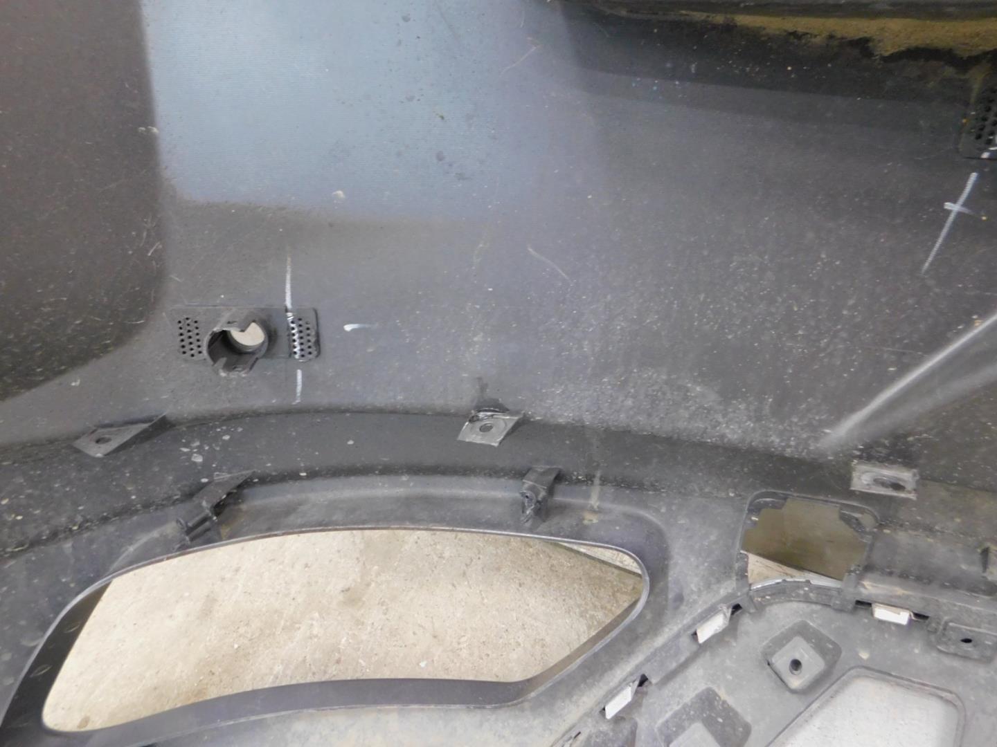 Бампер задний