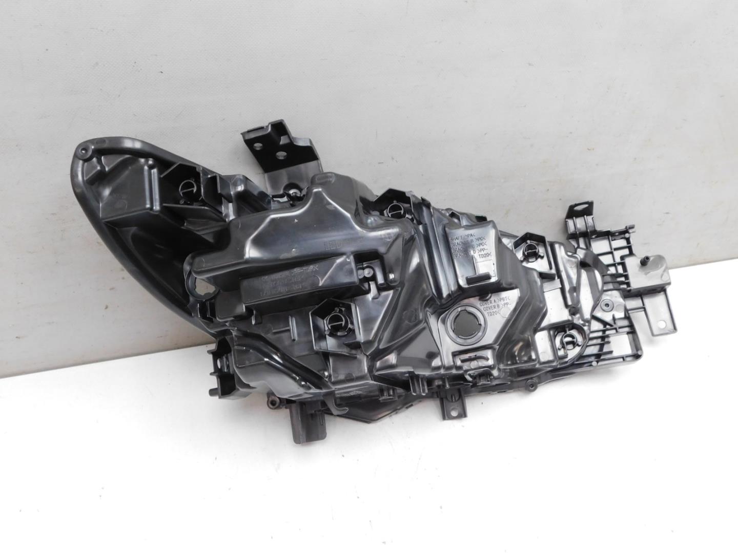 Корпус фары левой