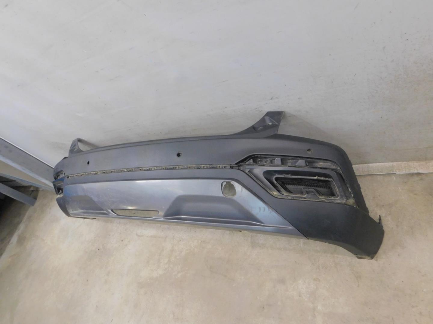 Бампер задний