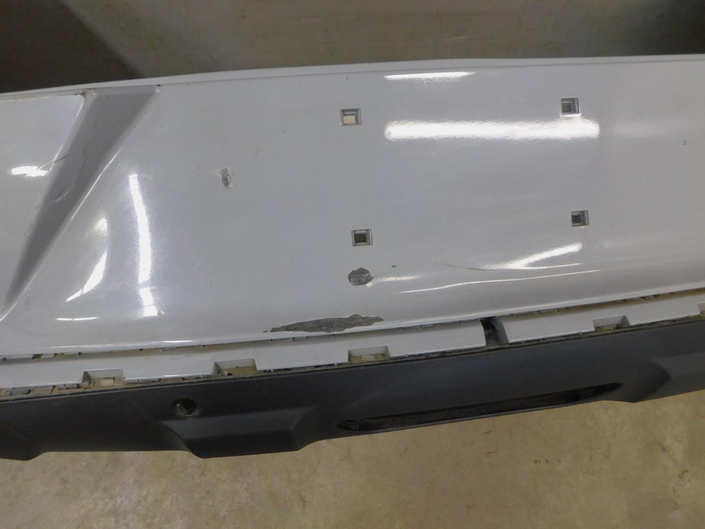 Бампер задний