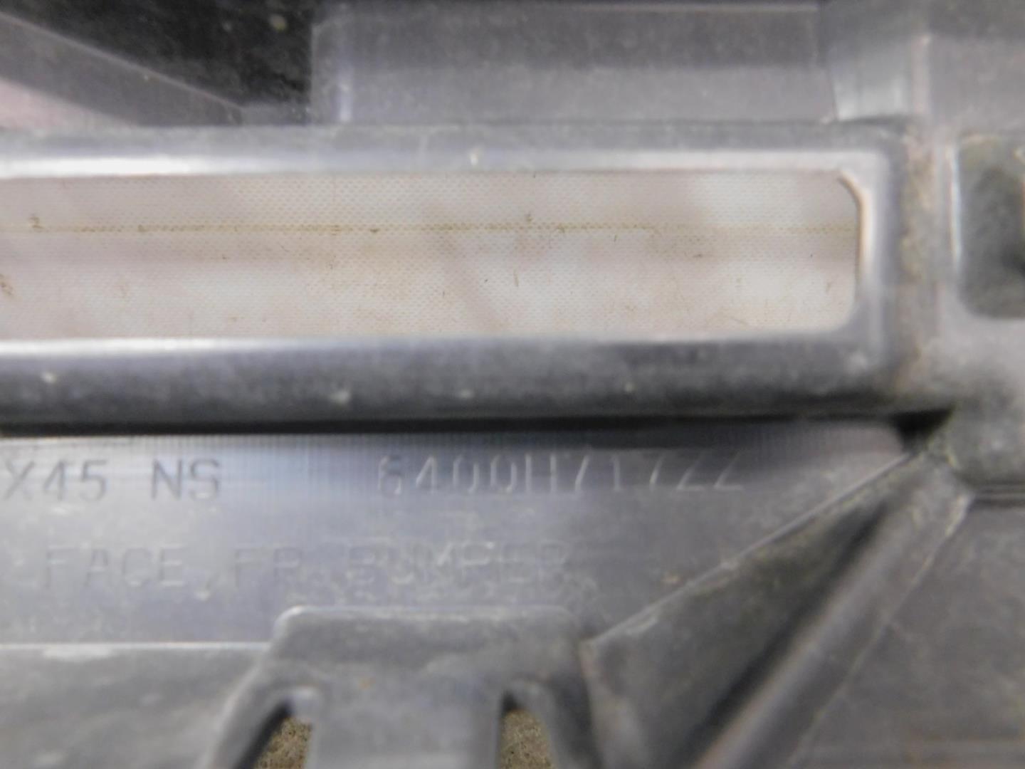 Бампер передний