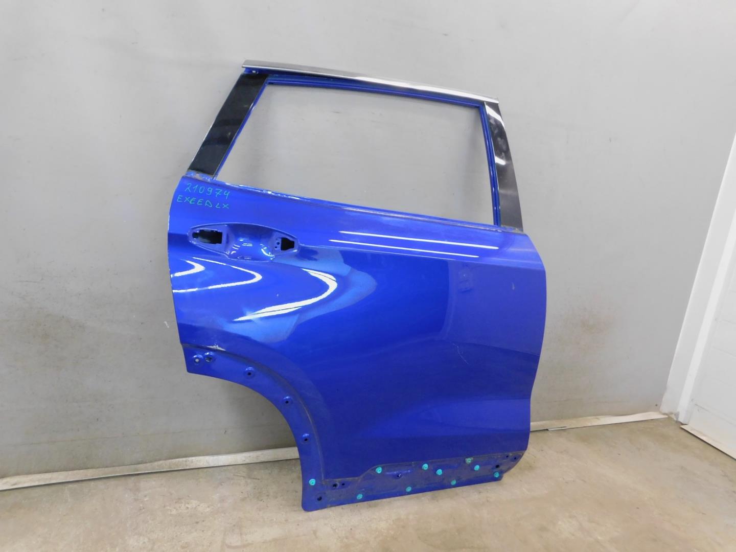 Дверь задняя правая