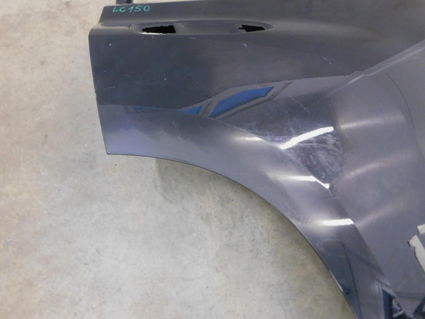 Дверь задняя правая