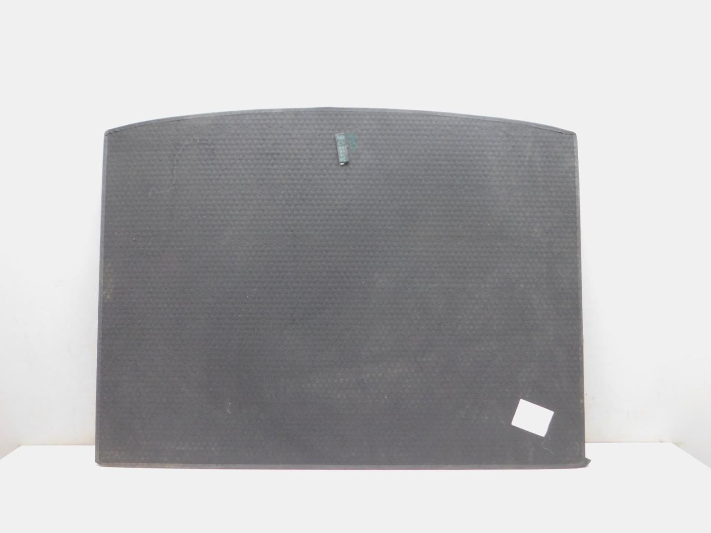 Обшивка багажника