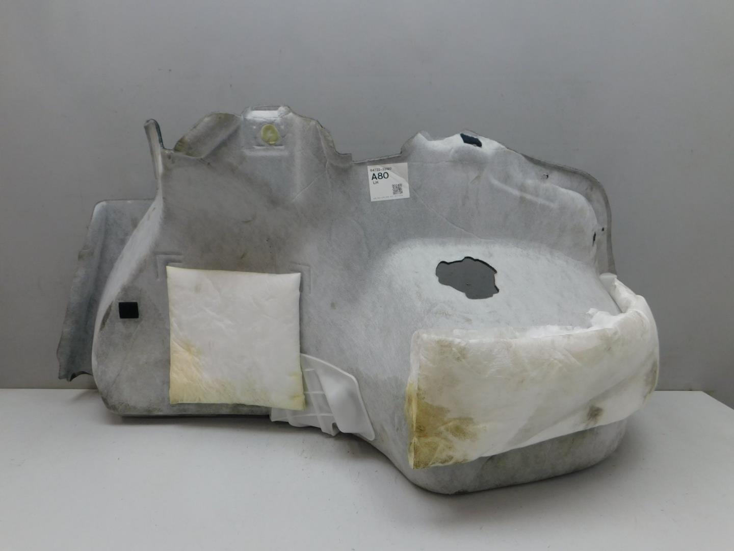 Обшивка багажника