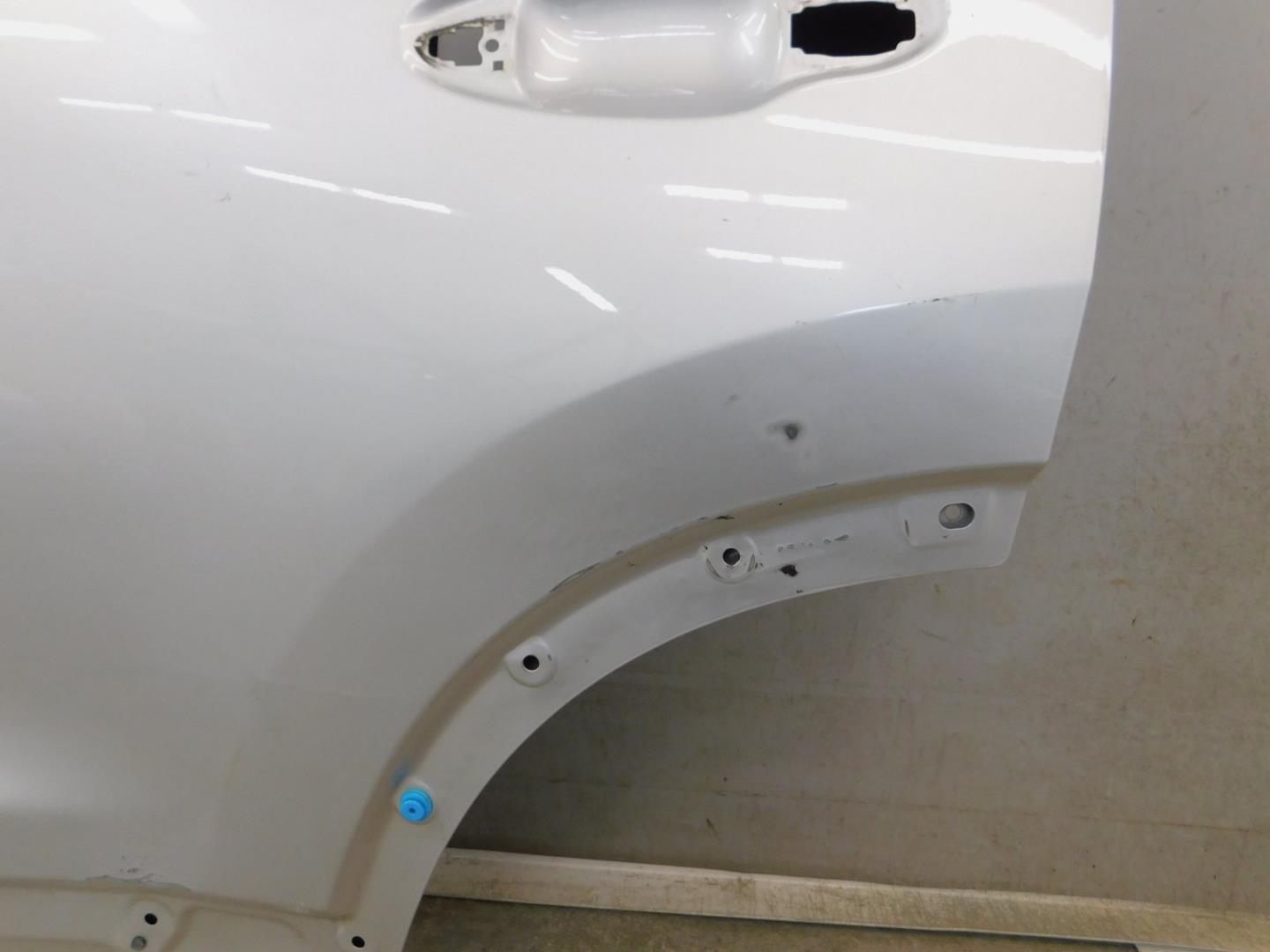 Дверь задняя левая