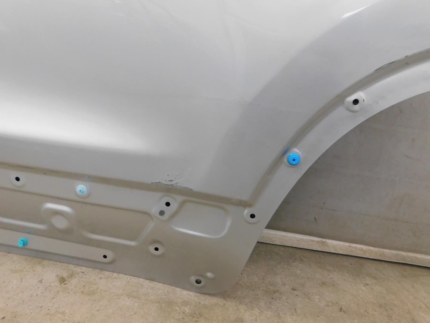 Дверь задняя левая