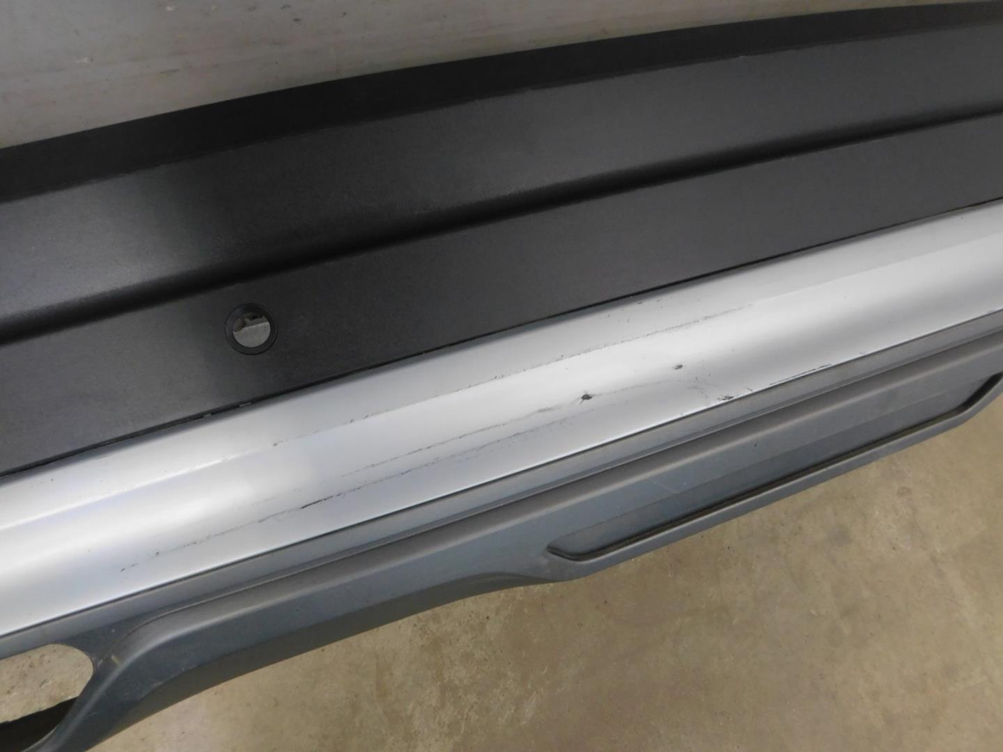 Бампер задний