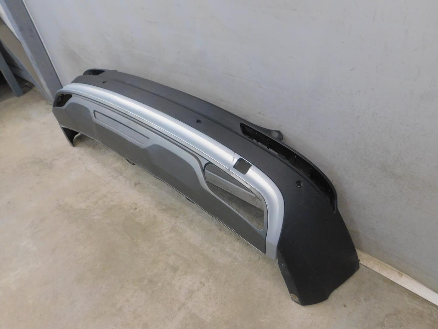 Бампер задний