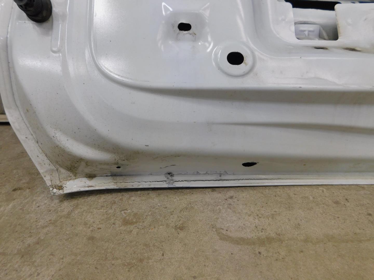 Дверь багажника