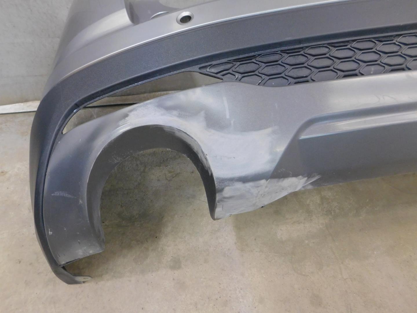 Бампер задний