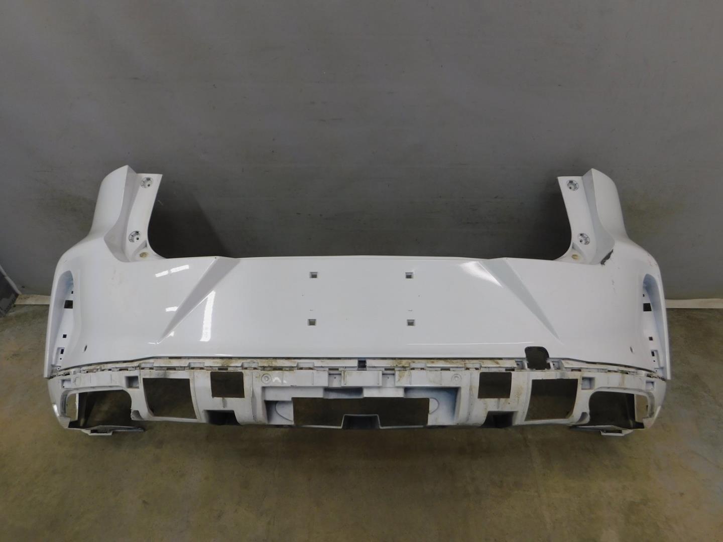 Бампер задний