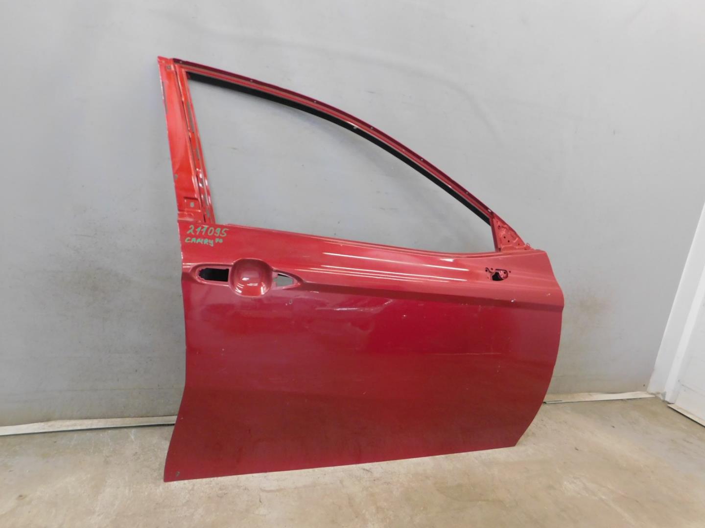 Дверь передняя правая