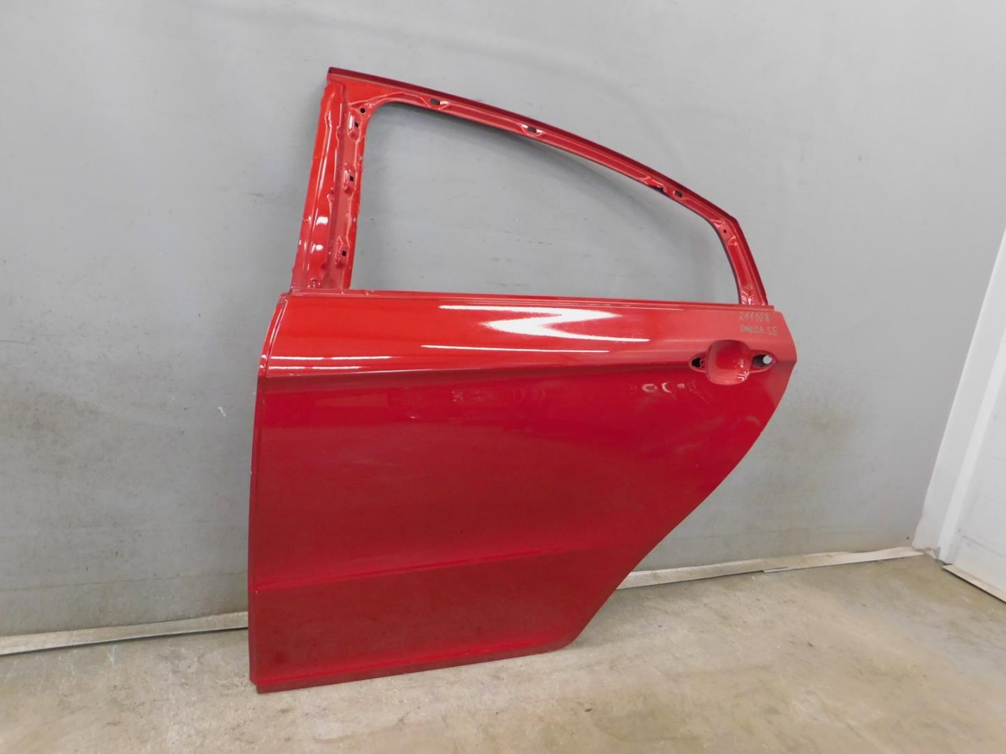 Дверь задняя левая