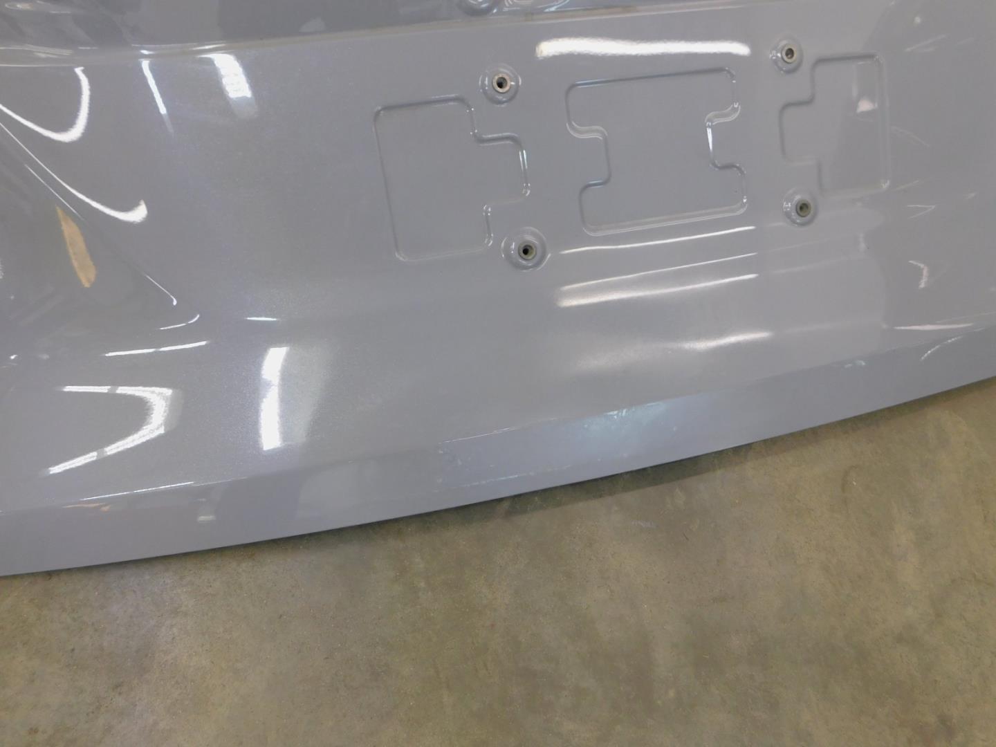 Дверь багажника