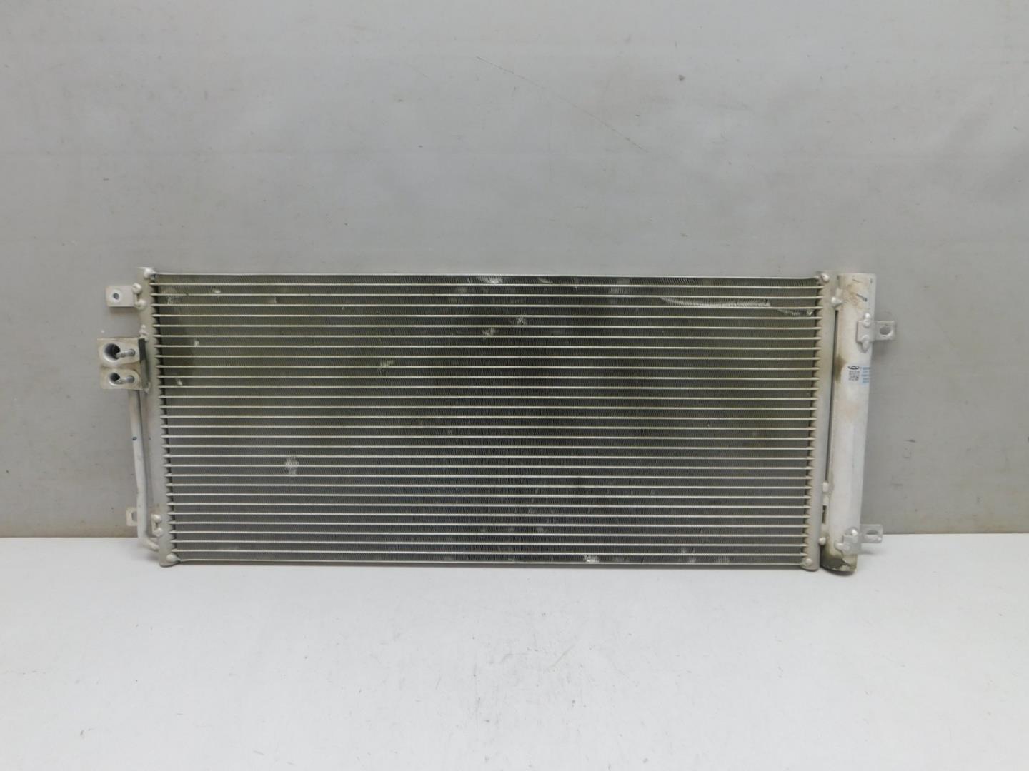 Радиатор кондиционера / конденсер