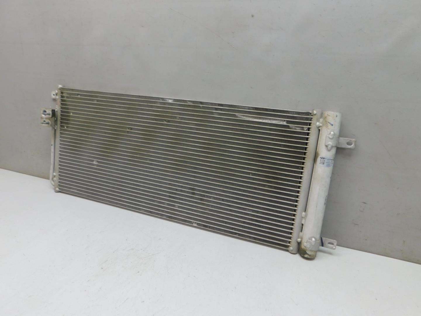 Радиатор кондиционера / конденсер