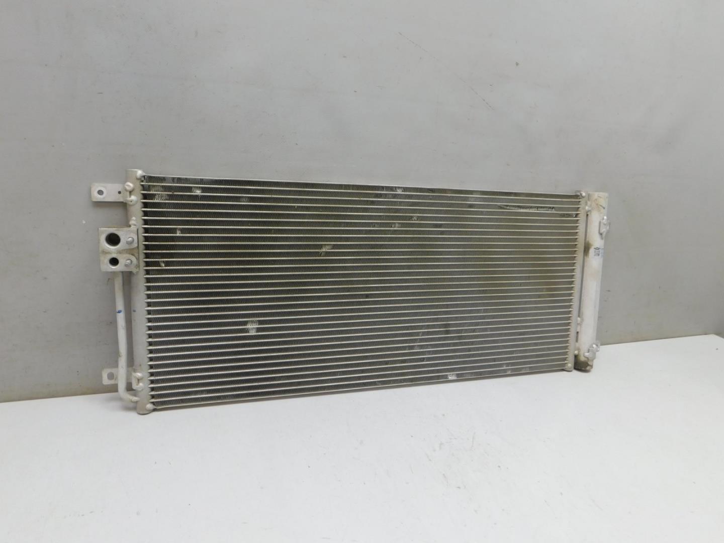 Радиатор кондиционера / конденсер