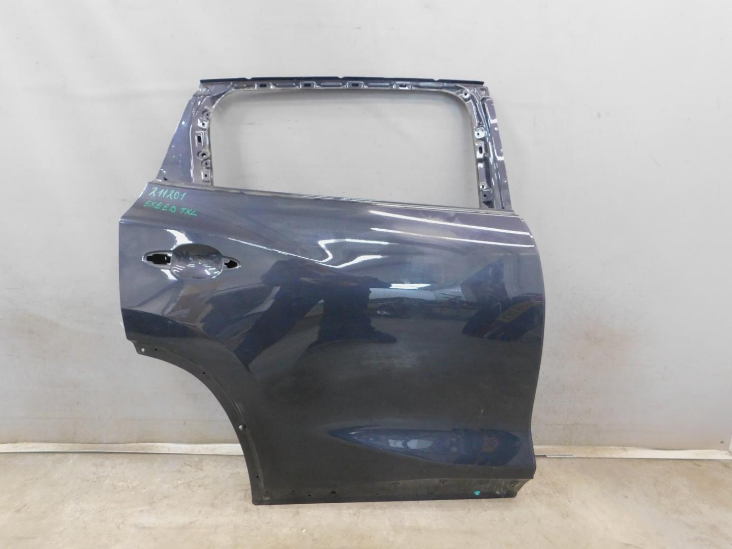 Дверь задняя правая