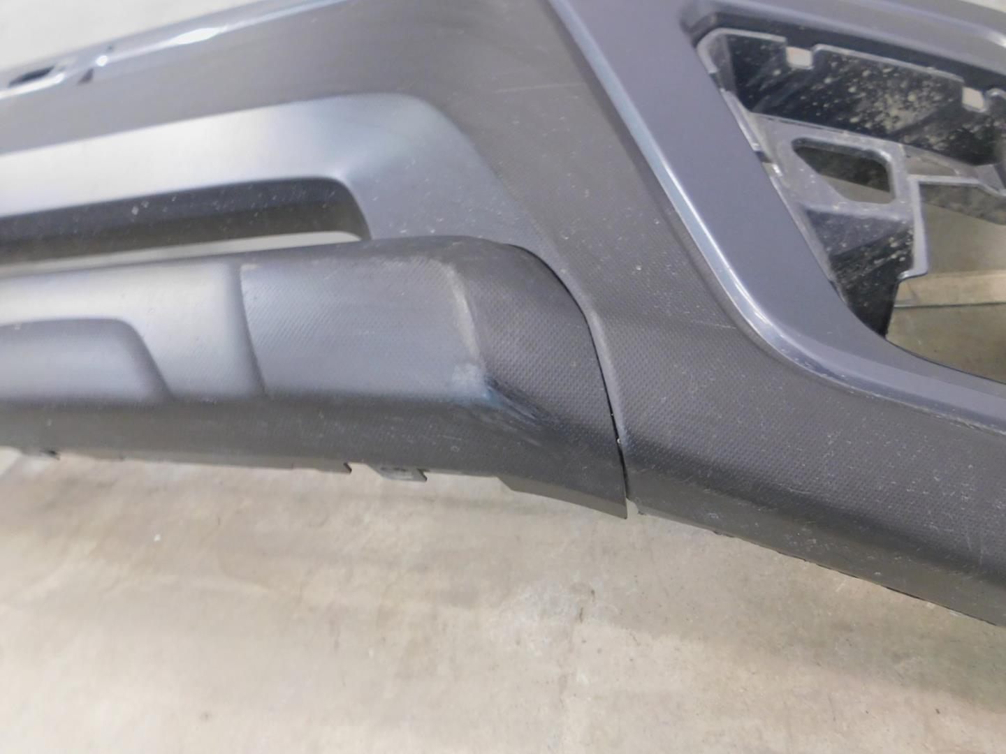 Бампер передний