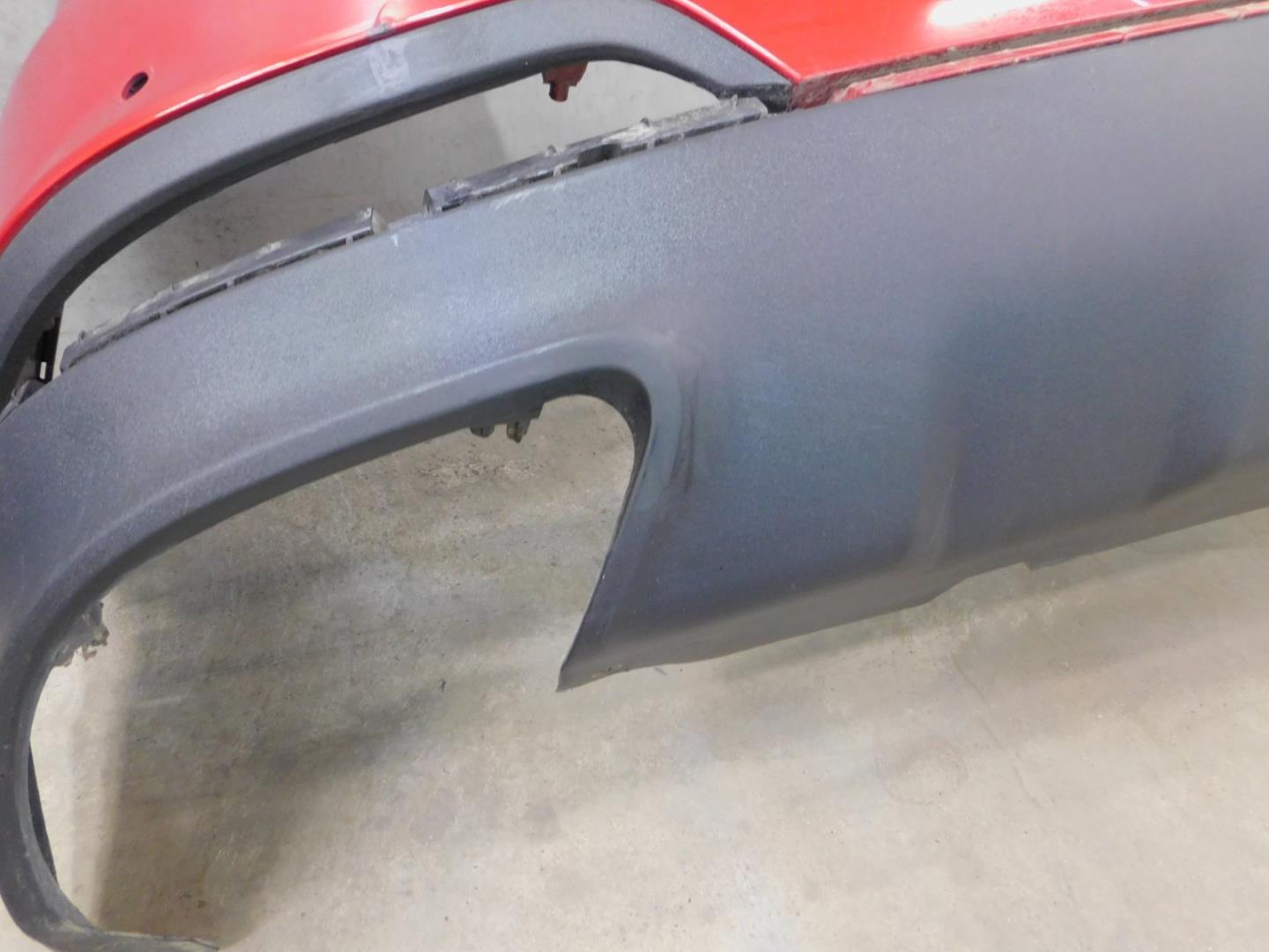 Бампер задний