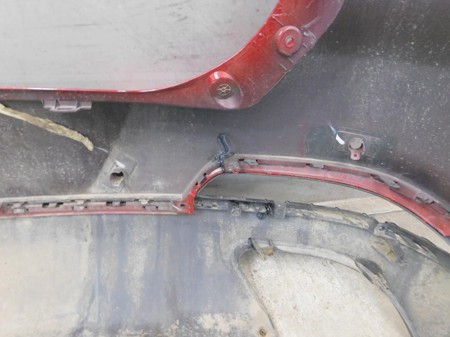 Бампер задний